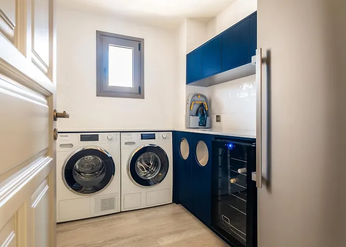 Liakoto Кардамили