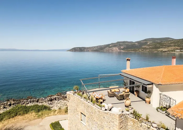 Liakoto 2* Kardhamili