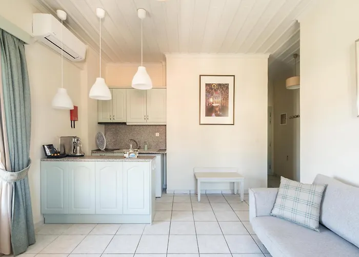 Lägenhetshotell Liakoto Kardhamili